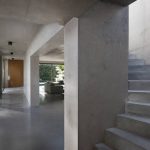 Béton brute : usages, avantages et conseils pour votre maison